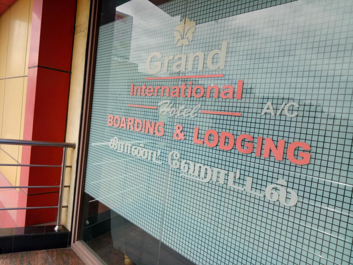 Grand International Hotel เอโรด ภายนอก รูปภาพ